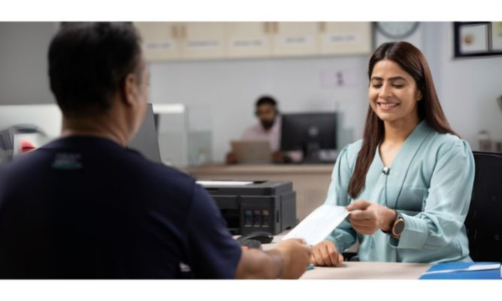 Your First Salary – Splurge or Save?